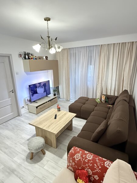 Mihai Bravu - Calea Vitan Stradal